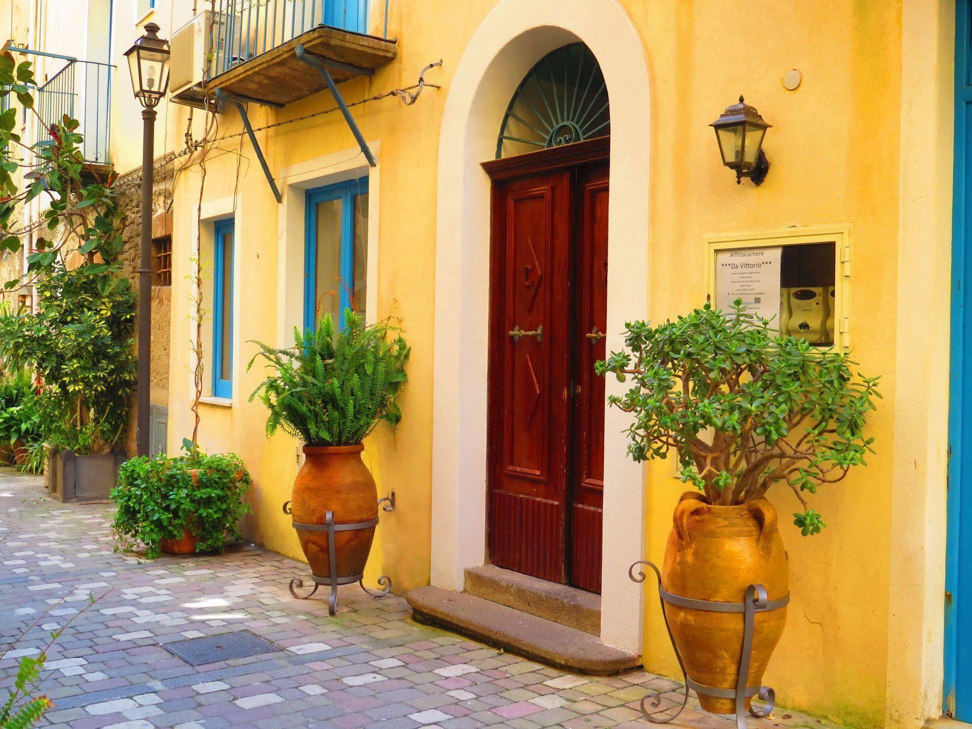 Hotel Casa Vittorio Città di Lipari Esterno foto